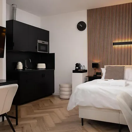 Rooms Bremen I Serviced Apartments Mit Self Check-In I Hbf-Messe-Oevb Arena-Zentrum